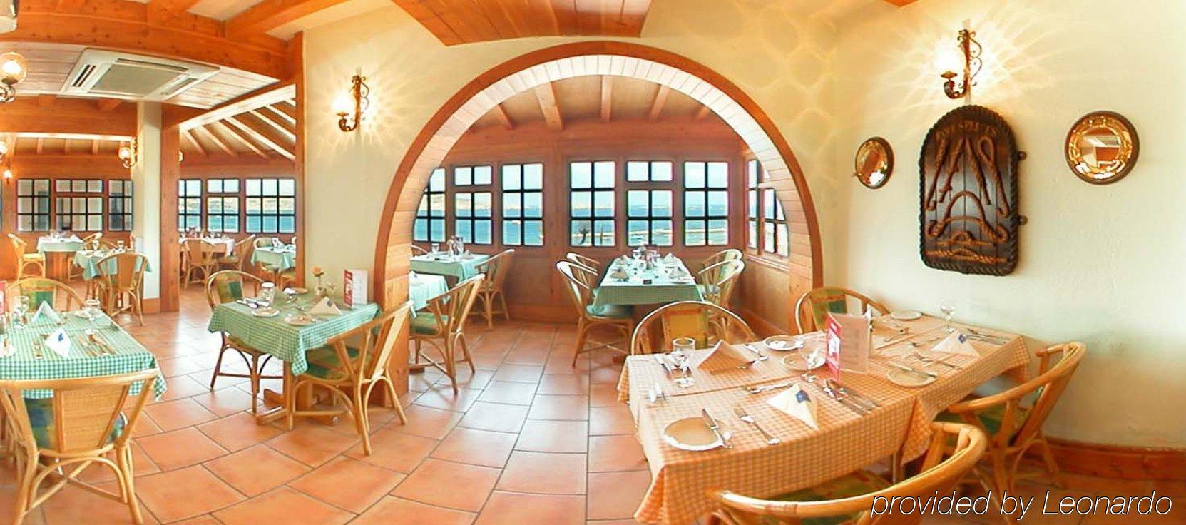 The Mediterranea Hotel & Suites خليج سانت بول المظهر الخارجي الصورة